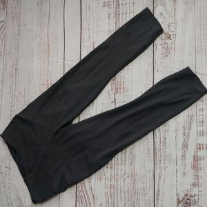 YOGALICIOUS CROPPED LEGGINGS